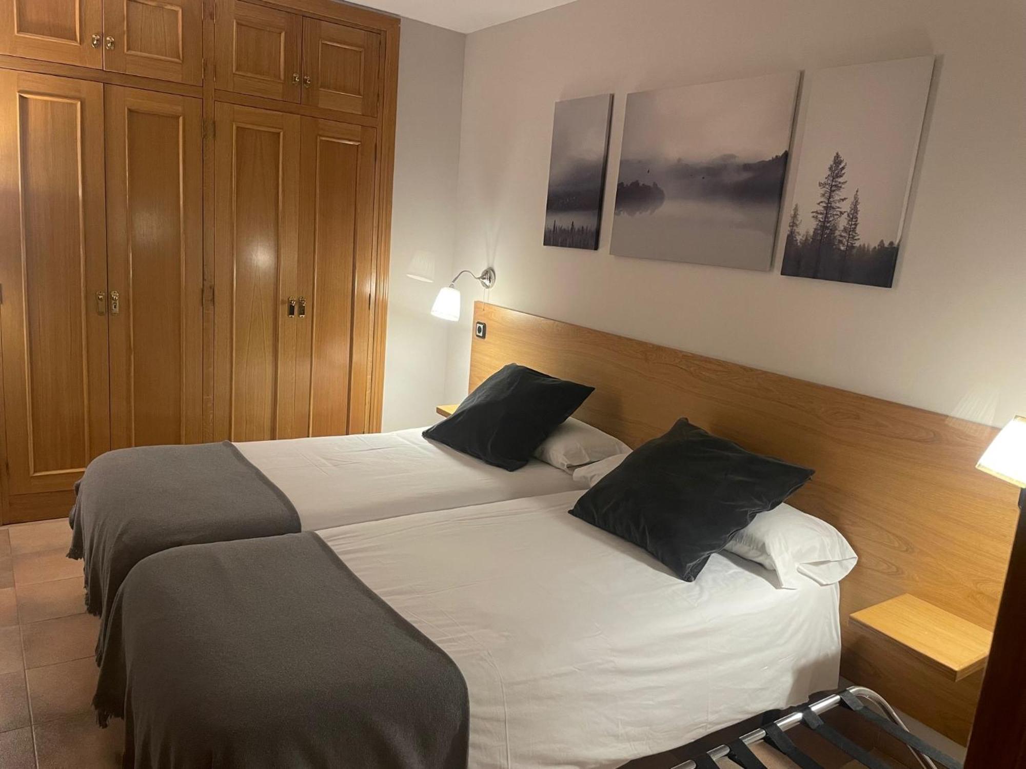 Aparthotel El Serch Andorra la Vella Exteriér fotografie